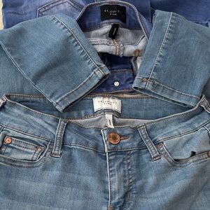 Celebrity Pink Women’s Skinny Jeans in  Blue Lot of 2 Pre-Owned